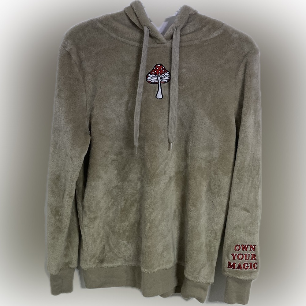 Fifth Sun | Women's Faux Fur Mushroom 'Own Your Magic' Hoodie Size Small